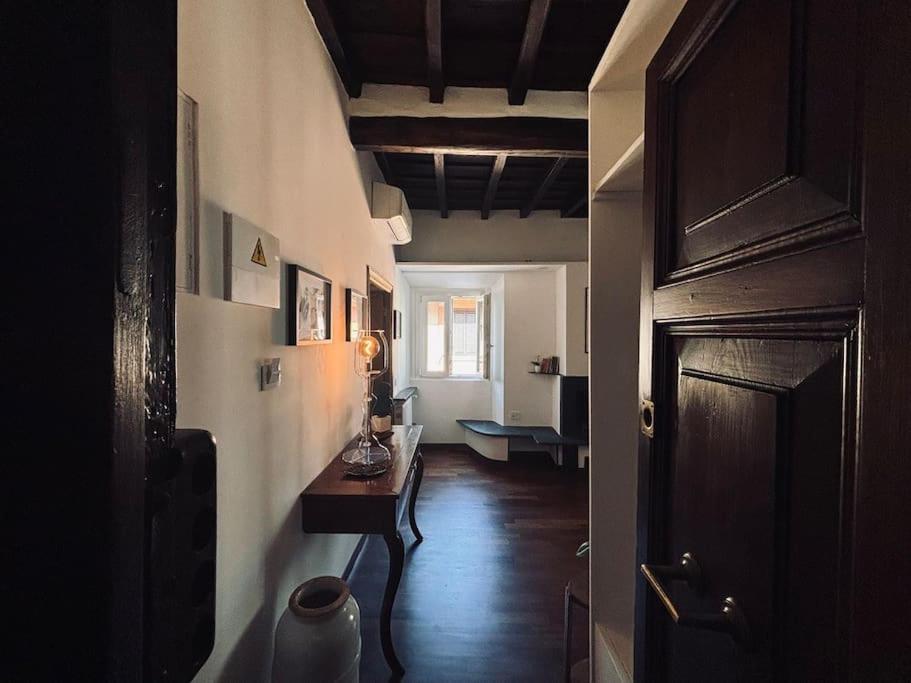 Scala 31 Trastevere Roma