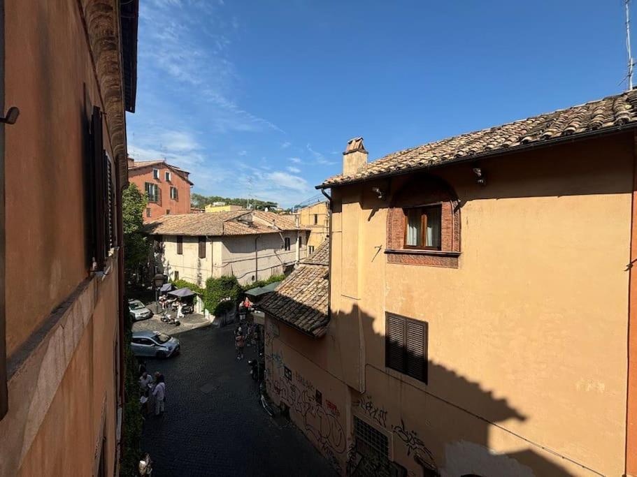 Scala 31 Trastevere * Roma