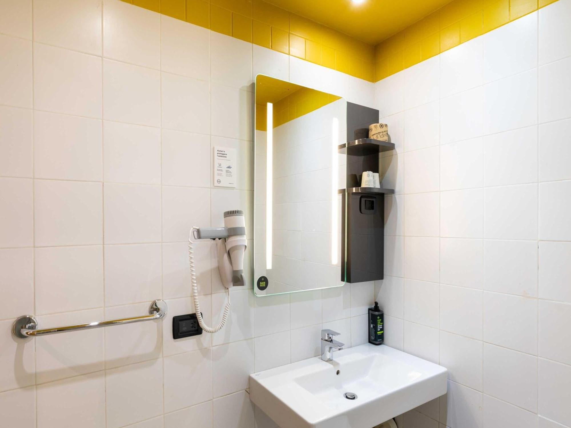 Tuscolana San Giovanni 3* Roma