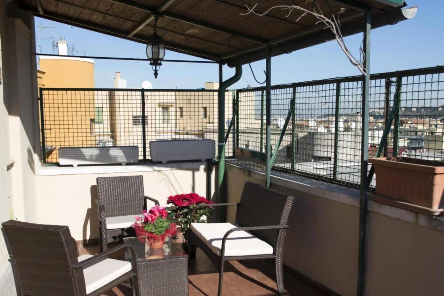 Delightful Penthouse View St Peter Apartment *