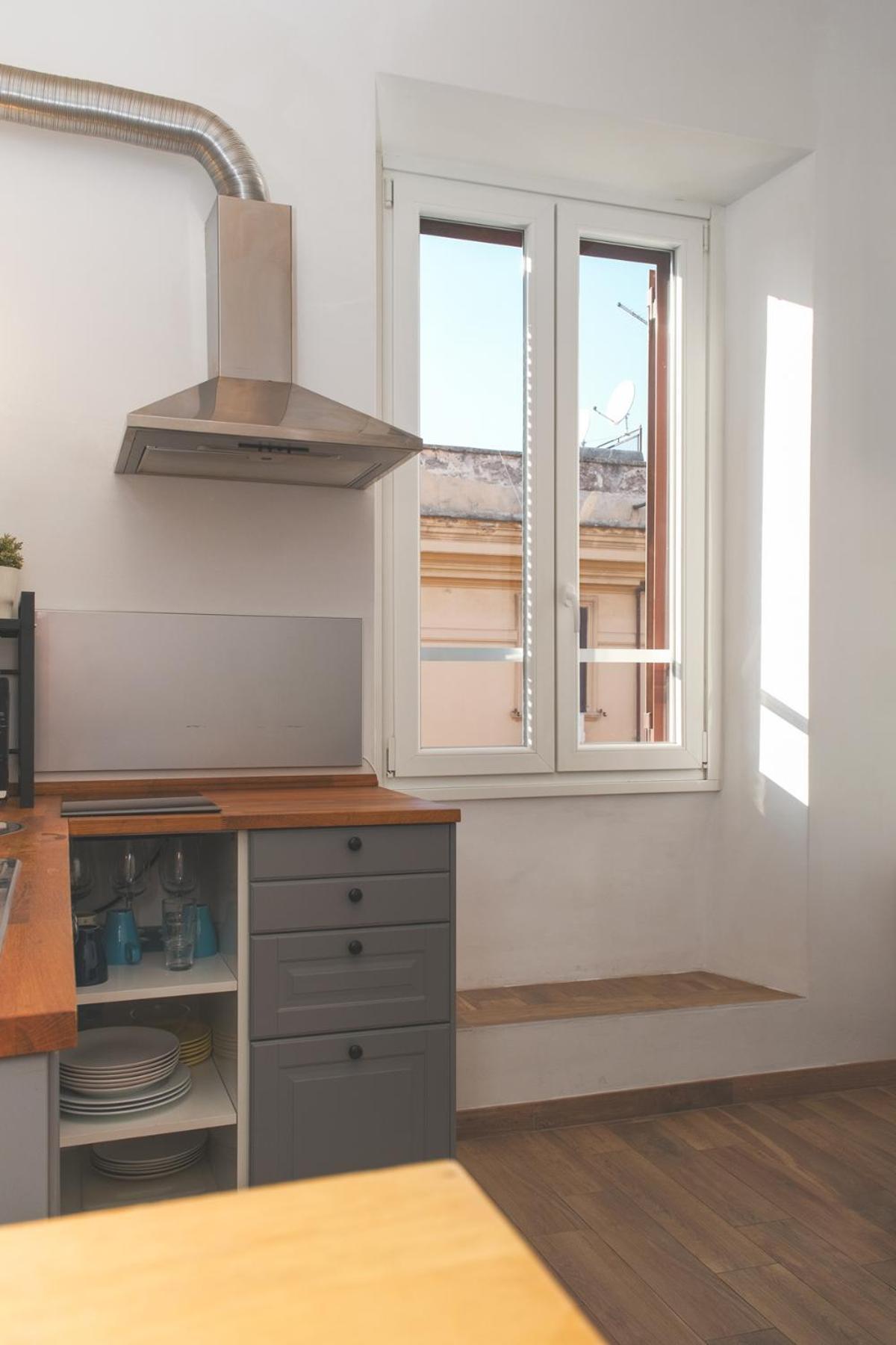 Elena's - Piramide Metro Station Apartment *