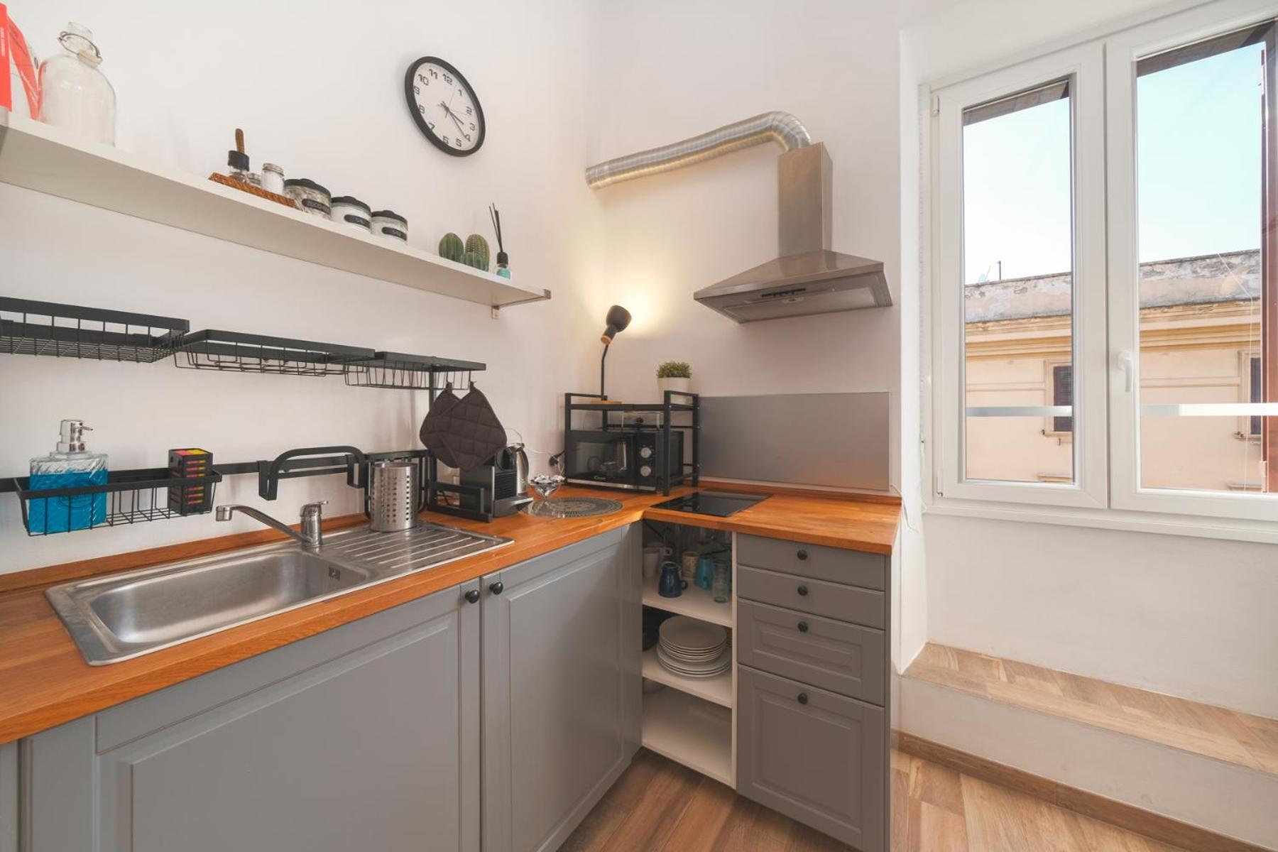 Apartment Elena's - Piramide Metro Station *