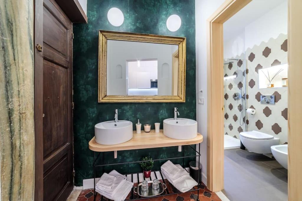 Casa Trilussa, Luxury House With Terrace - Trastevere Apartment *
