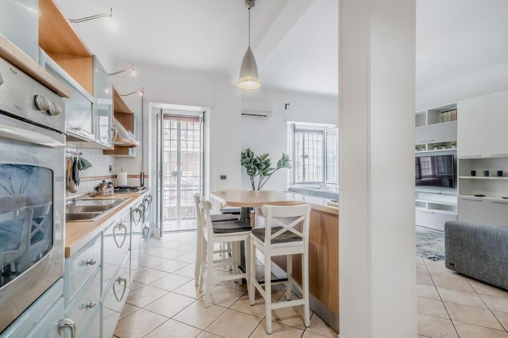 Apartment Metro A - Casa Comfort A 20 Minuti Dal Centro Di Rome