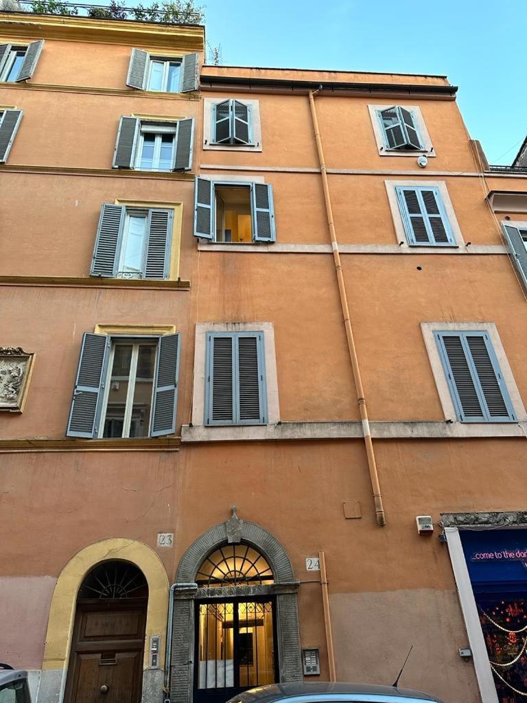 Tata Monti Apartment