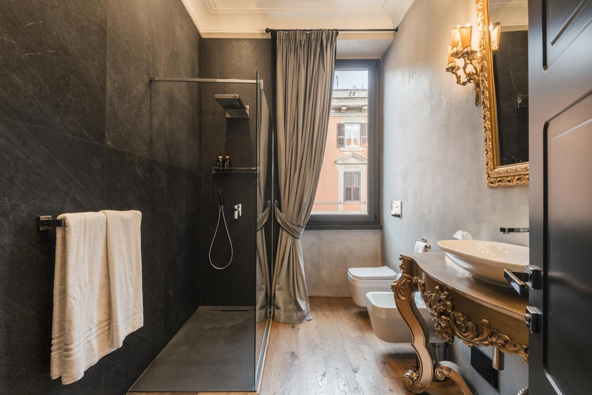 Apartment Mega Royal