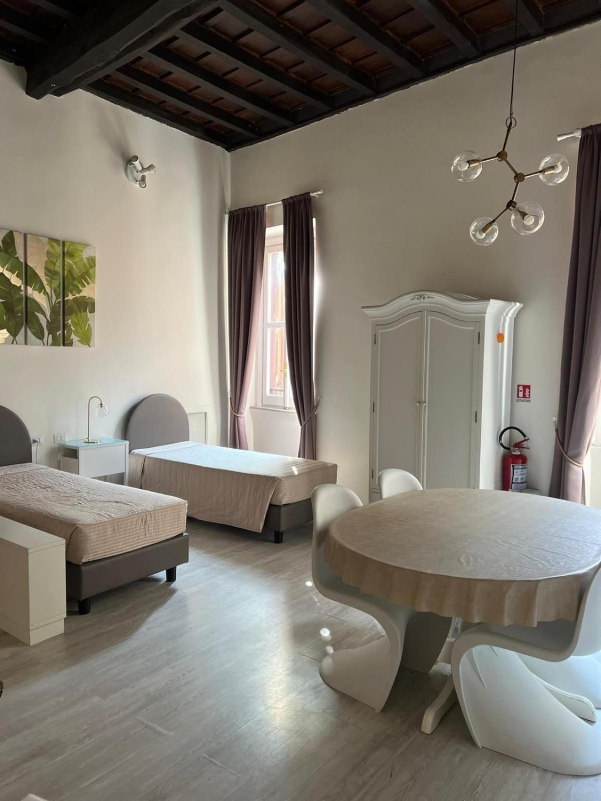 Cappuccini House * Roma