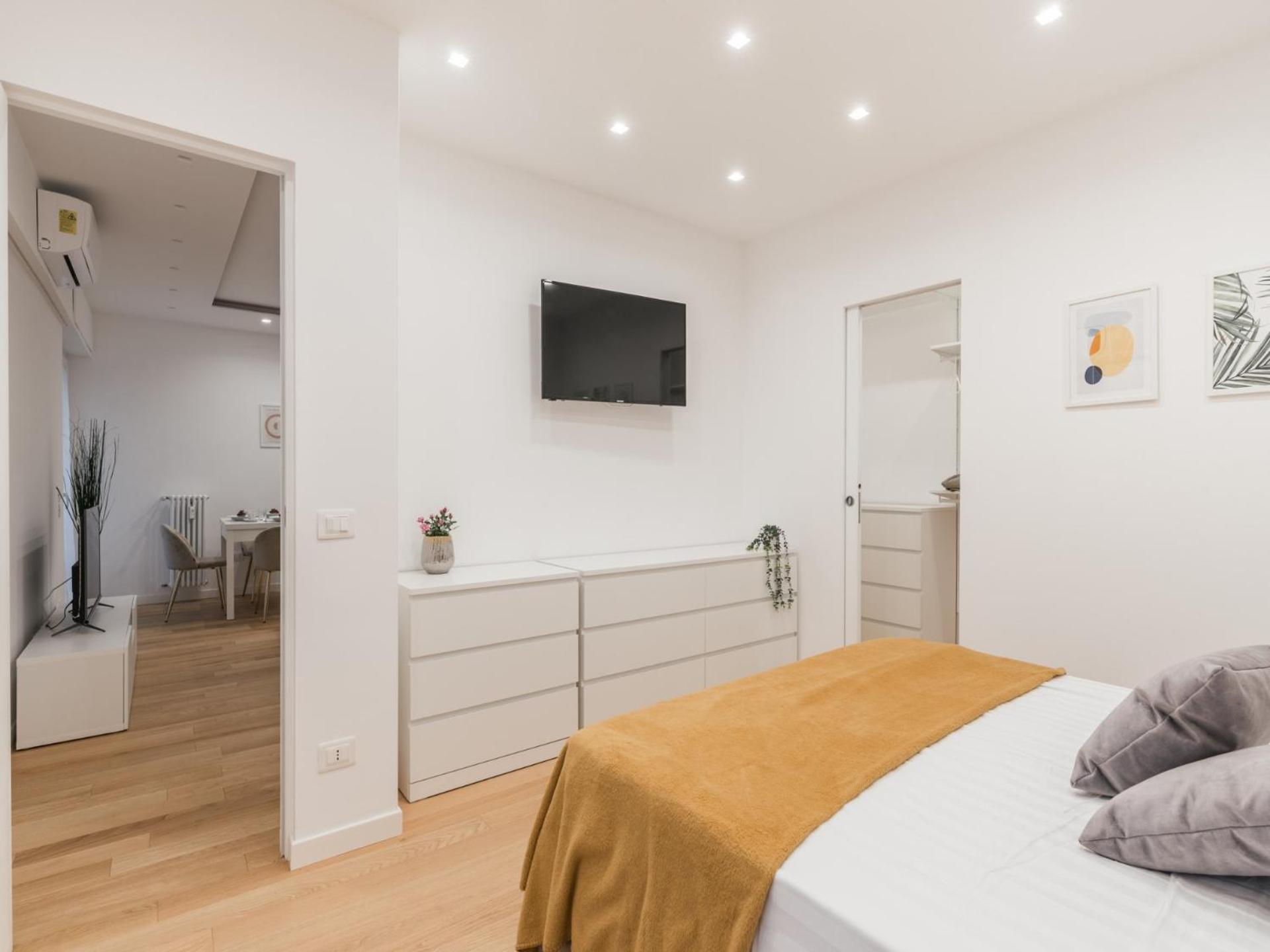The Rent - Modern One-bedroom In The Cipro Area Apartment Rome