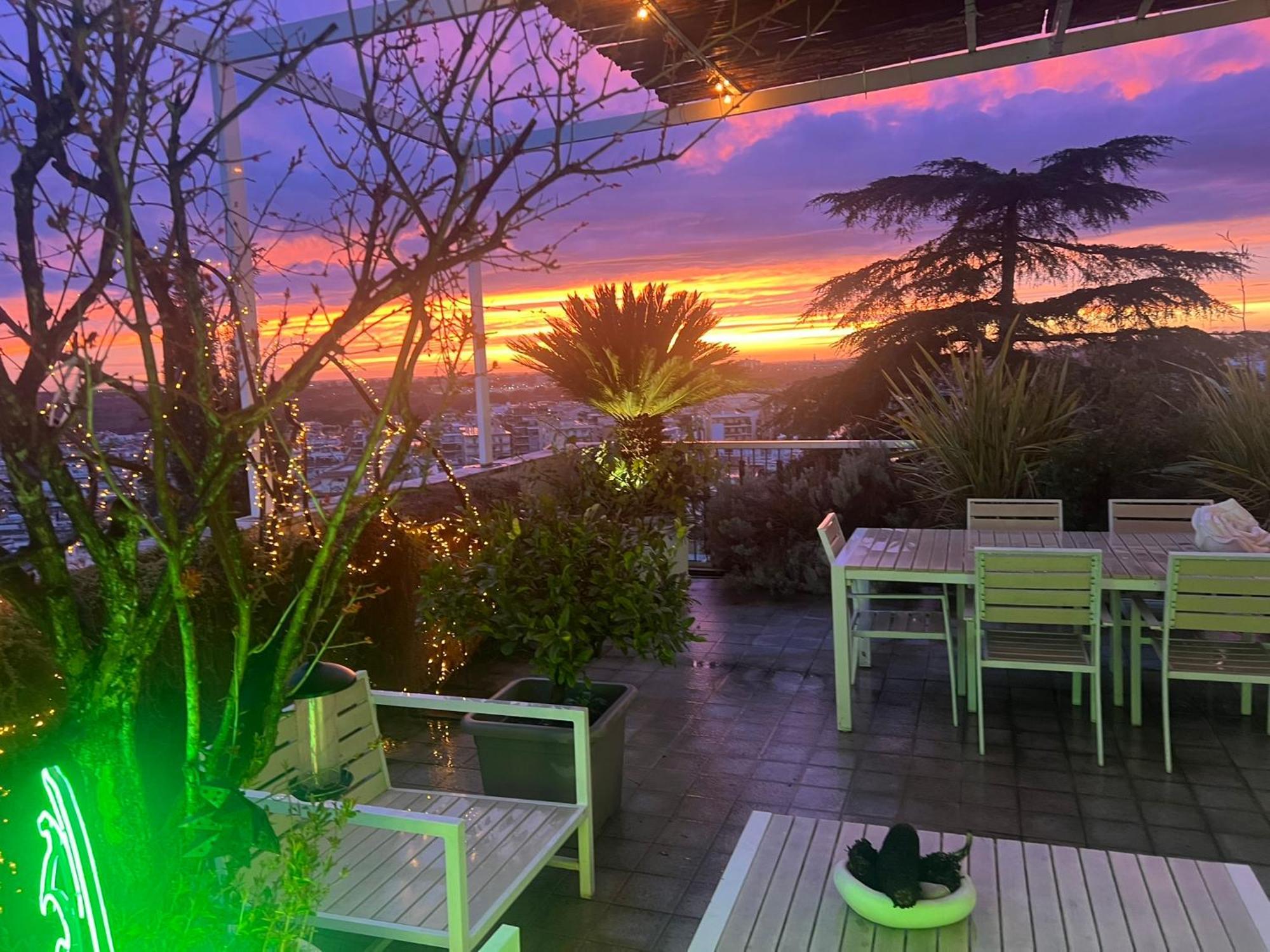 Apartment Skyline Penthouse With Jacuzzi Rome