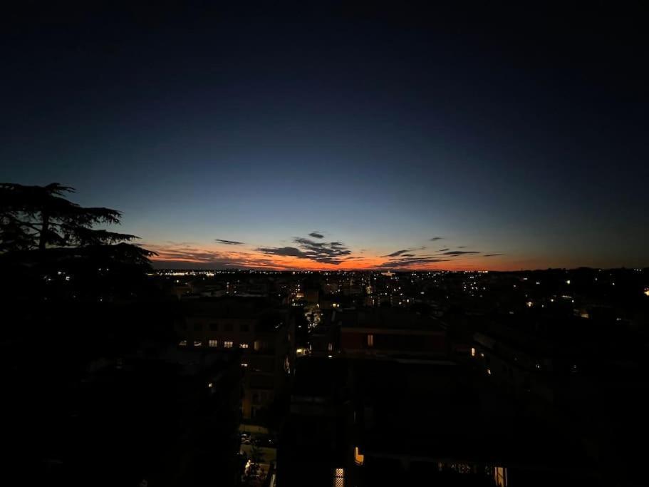 Skyline Penthouse With Jacuzzi * Rome