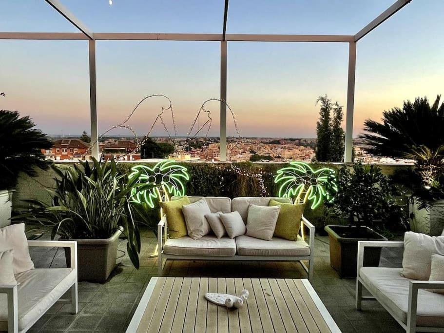 Skyline Penthouse With Jacuzzi Apartment Rome