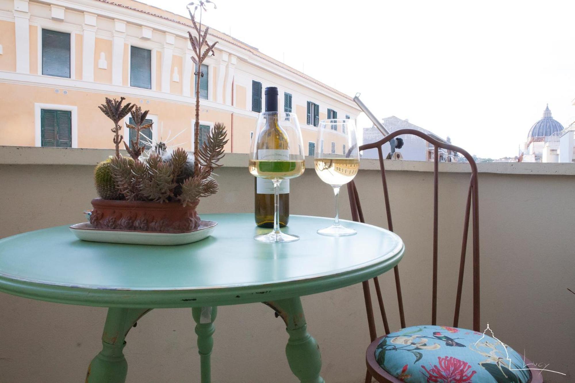 Lucy Vista San Pietro Apartment