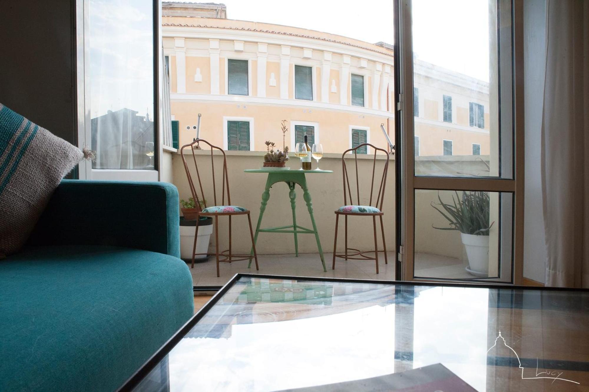 Lucy Vista San Pietro Rome