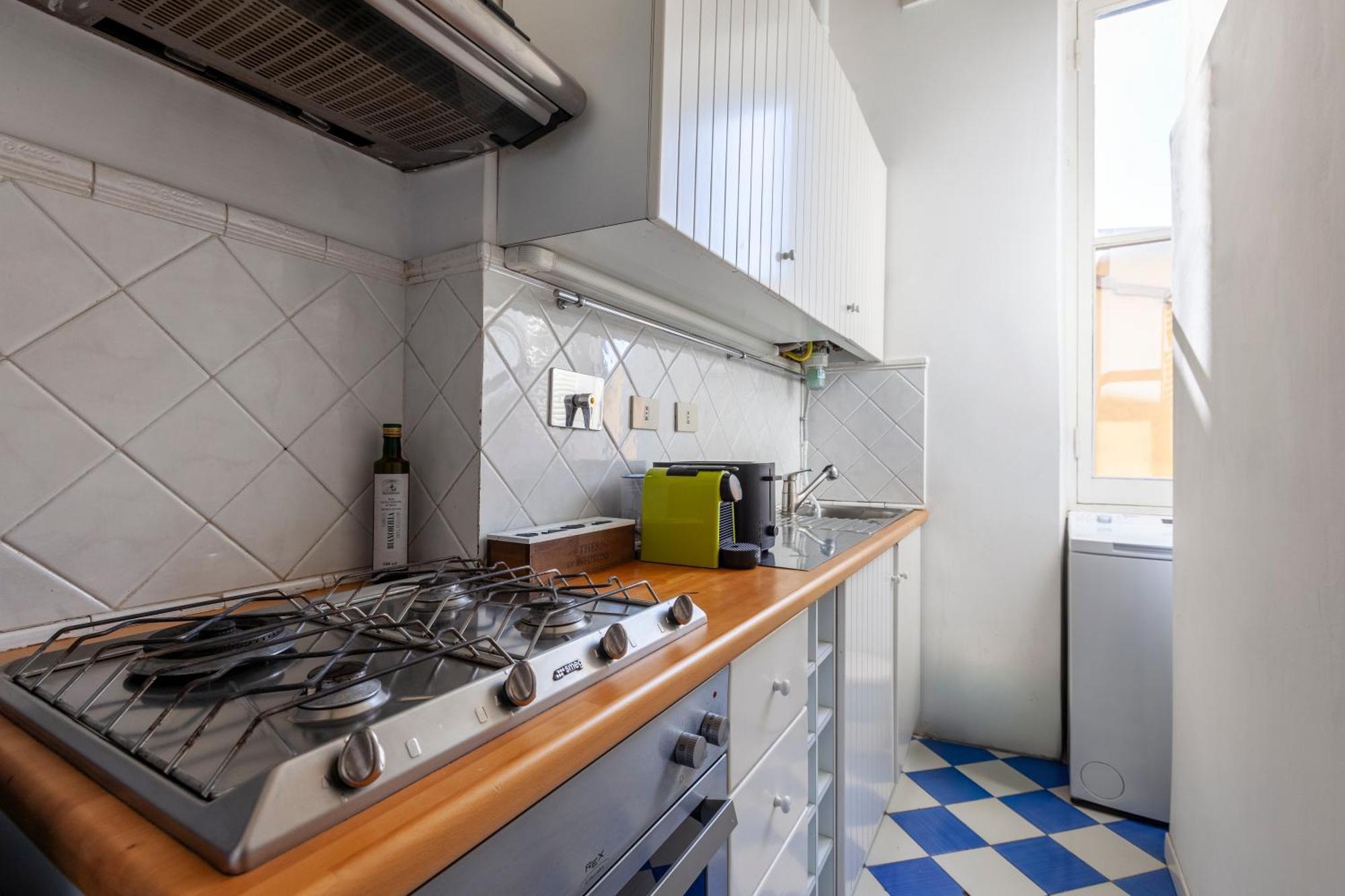 Spanish Steps Charming Apartment, New Opening * Rome