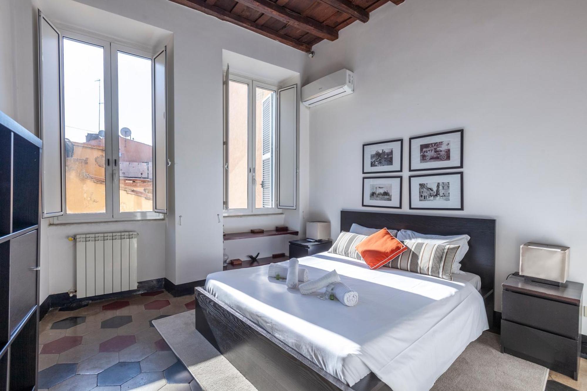Spanish Steps Charming Apartment, New Opening Apartment