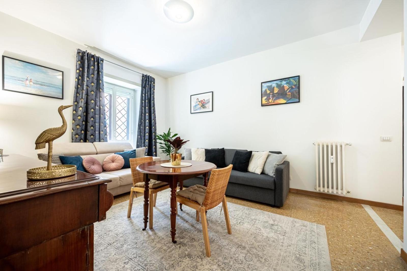 King Size Wifi Air Conditioning Tv50 10min Colosseo-trastevere Appartamento Roma