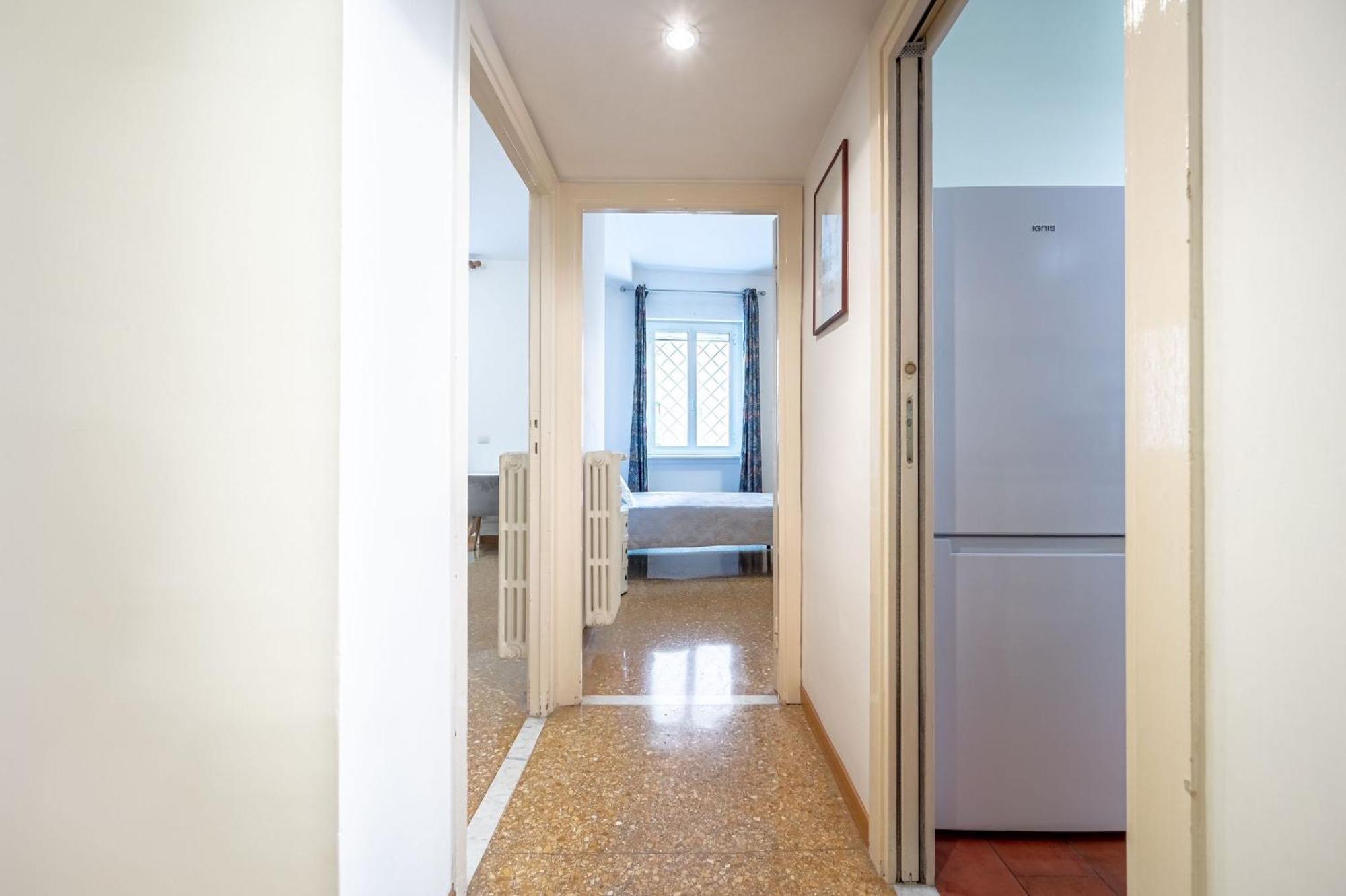 Appartamento King Size Wifi Air Conditioning Tv50 10min Colosseo-trastevere