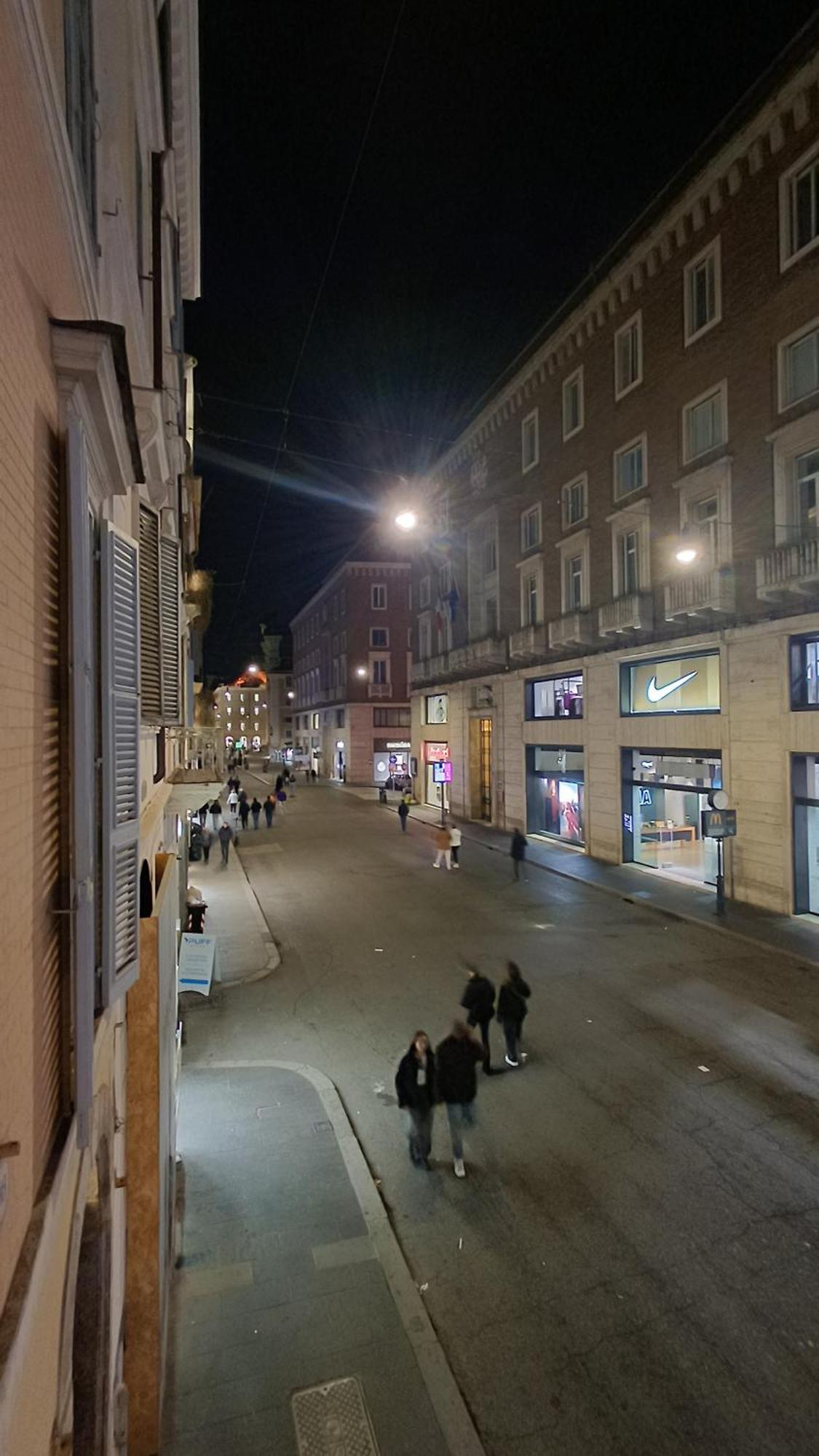 Appartamento Nsm 71viadelcorso Con Terrazzo *