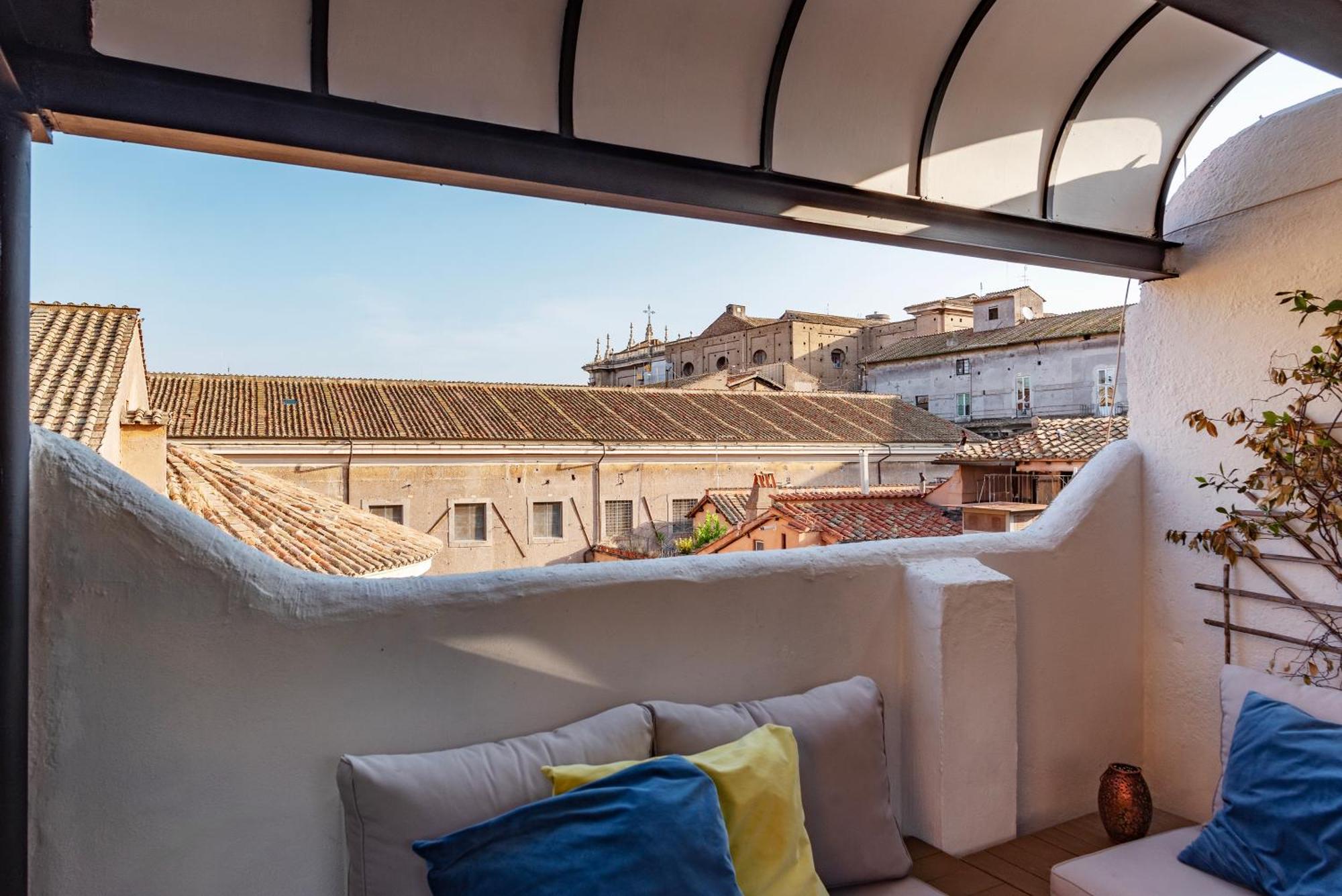 Apartment Via Del Pie Di Marmo Private Apartment Rome