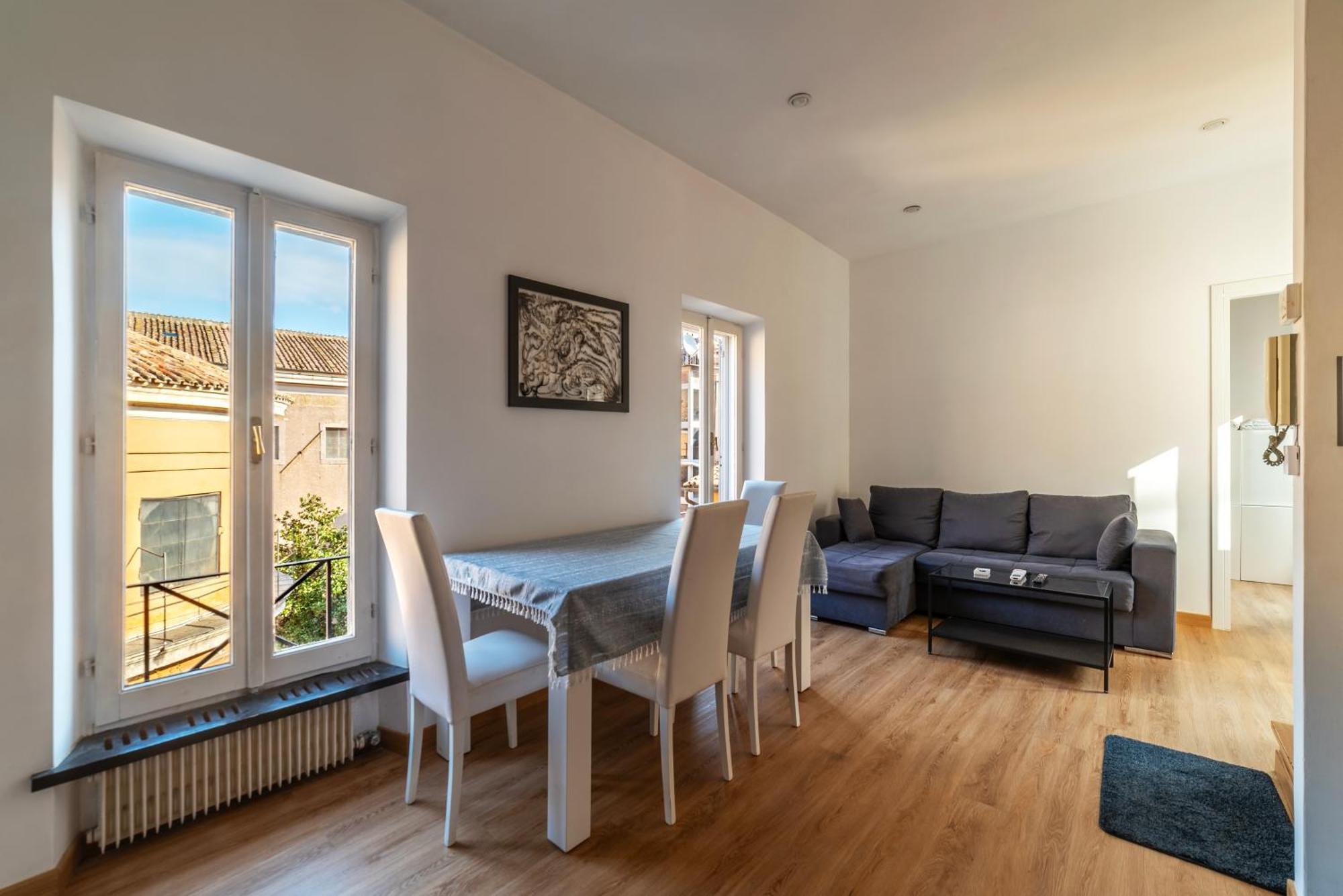 Apartment Via Del Pie Di Marmo Private Apartment Rome