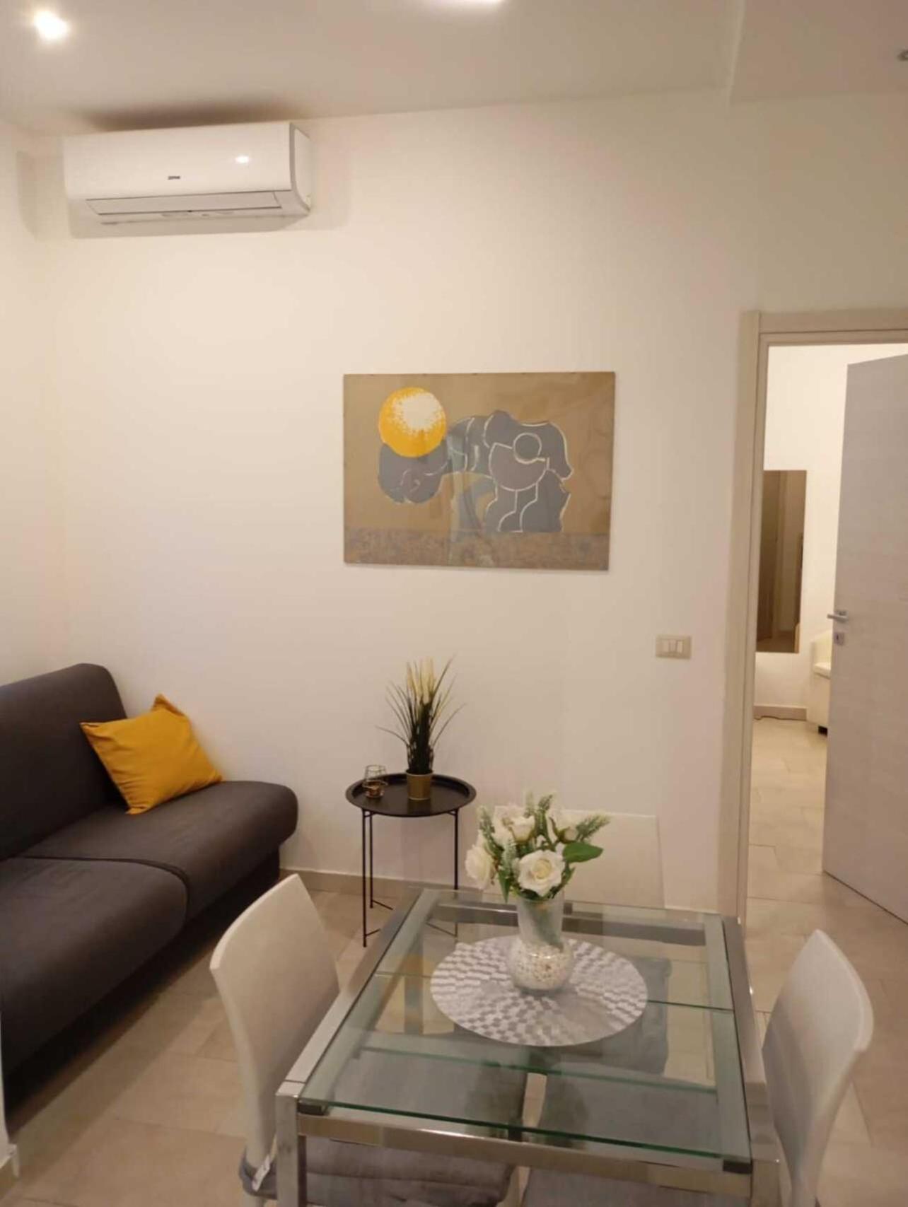Apartment Bliss *