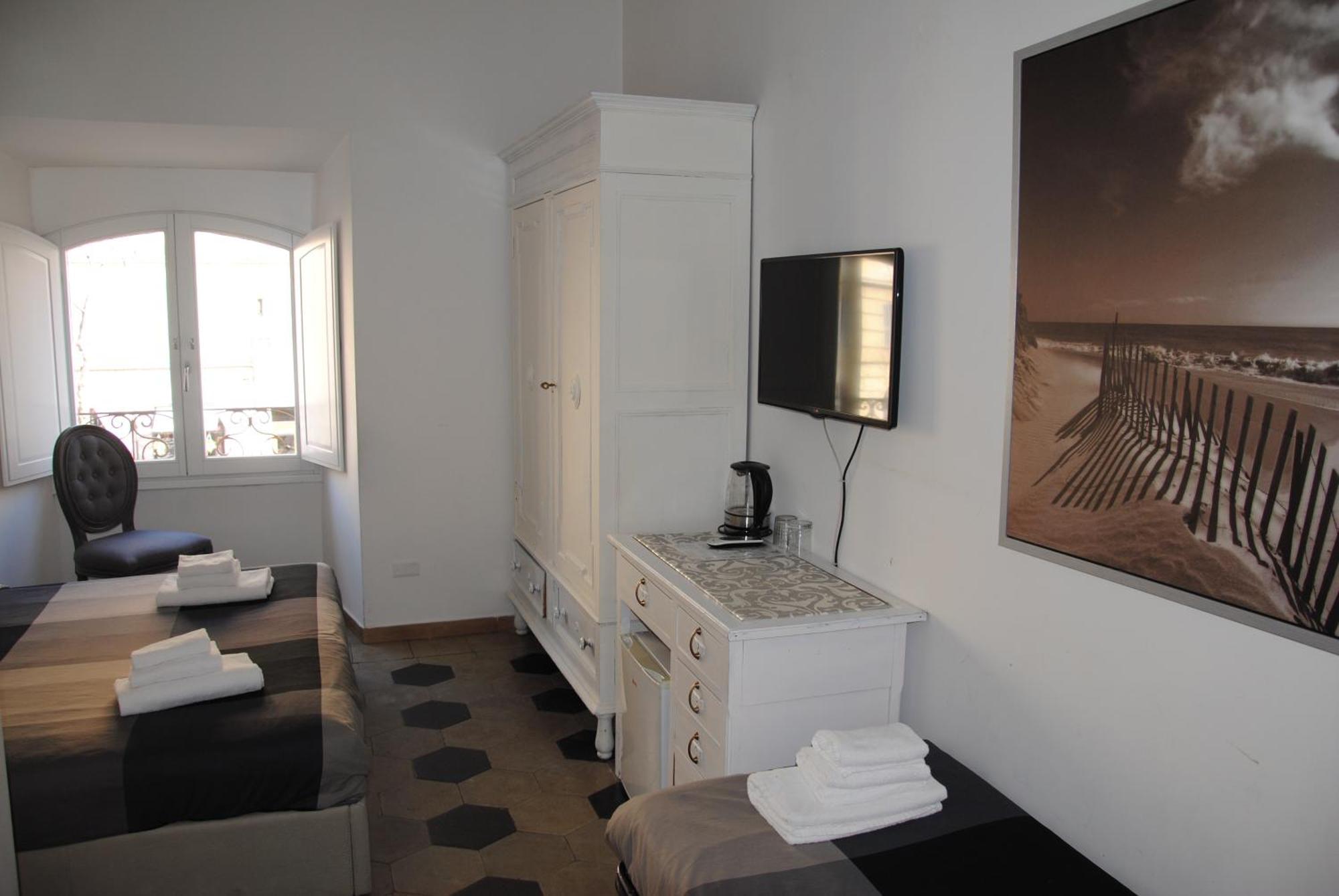 Deluxe Vatican Guest house