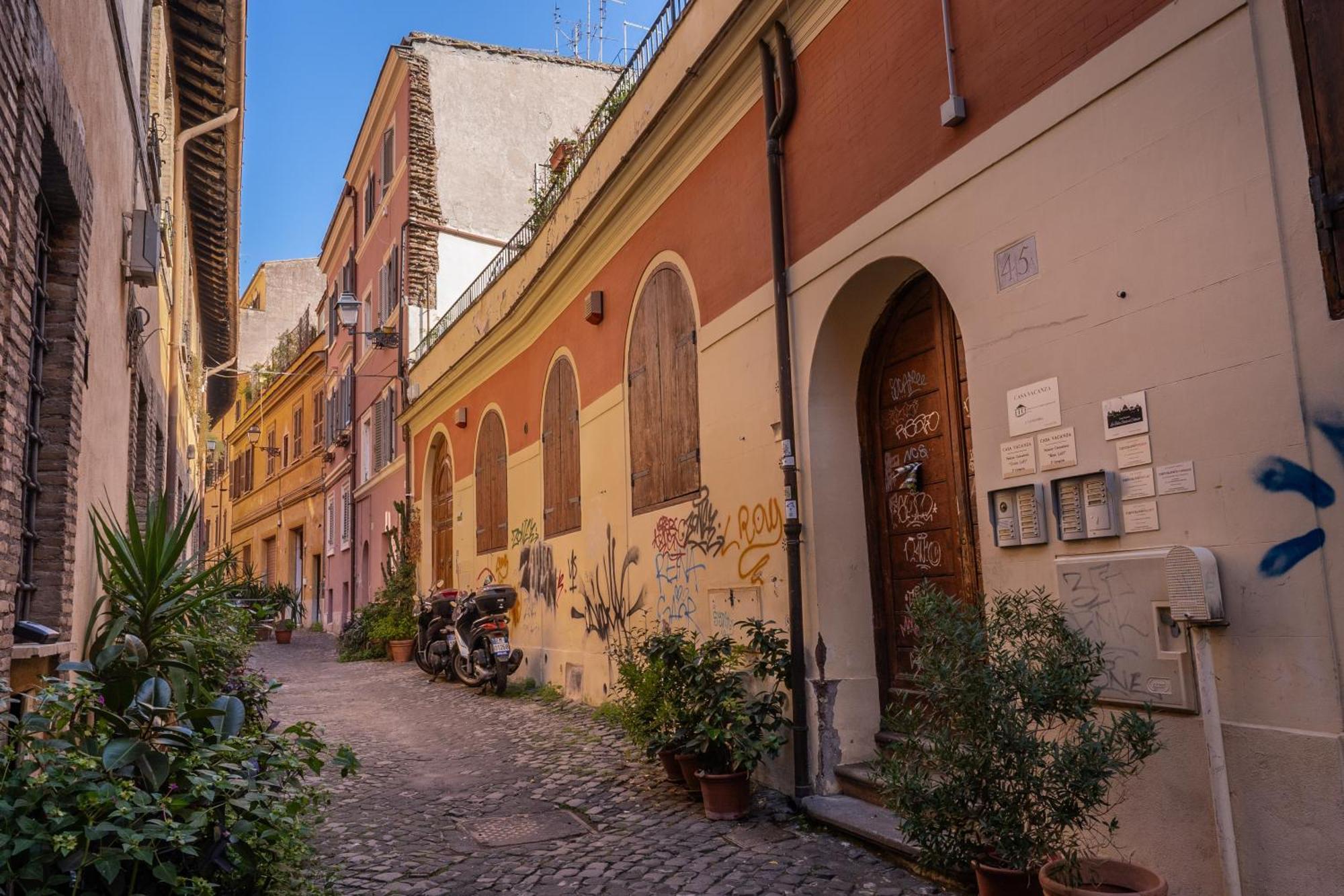 Ciancaleoni Gruppo M&l Apartment Rome