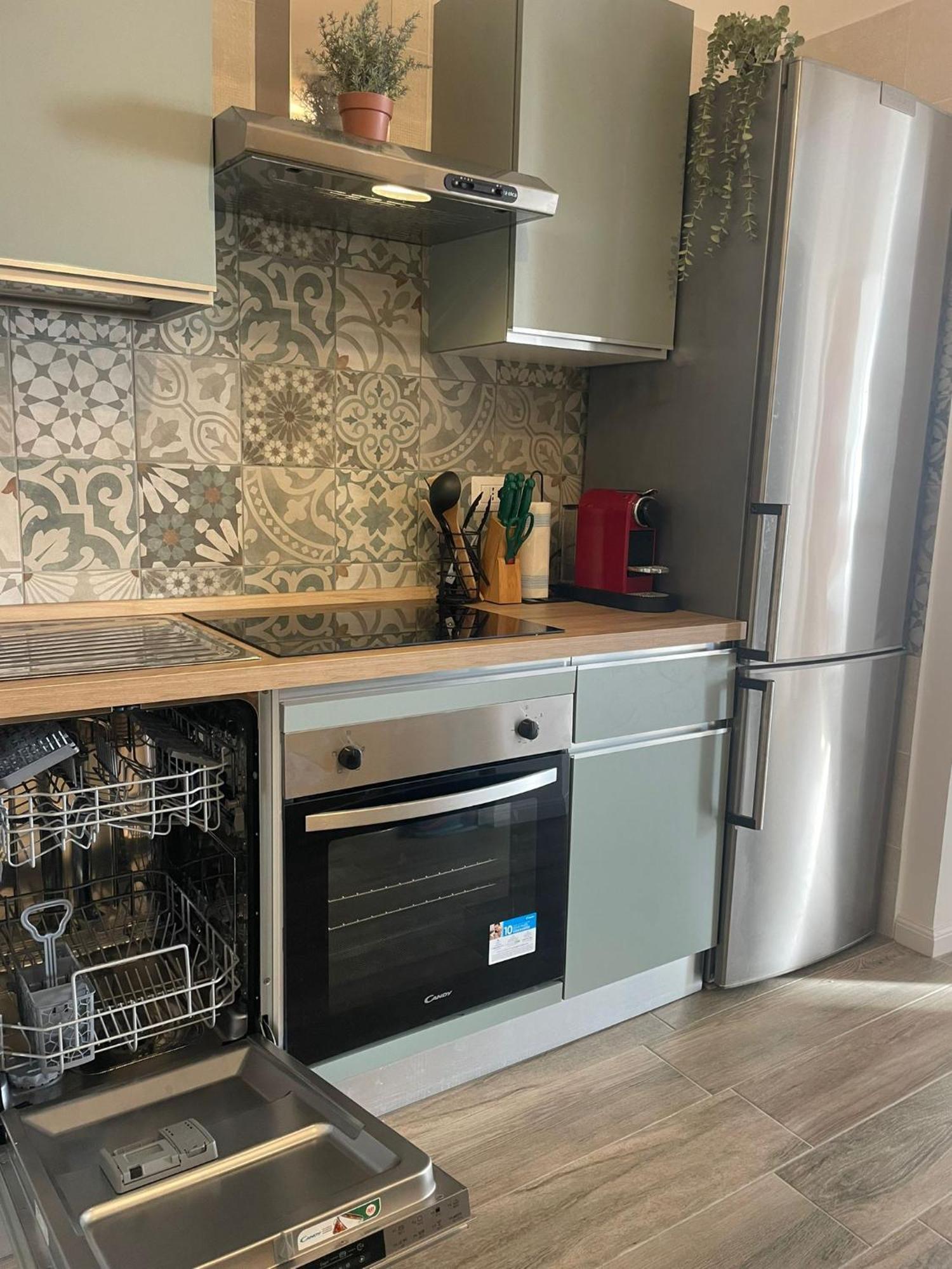 Apartment 2 Bagni, 2 A Piramide Ostiense Rome