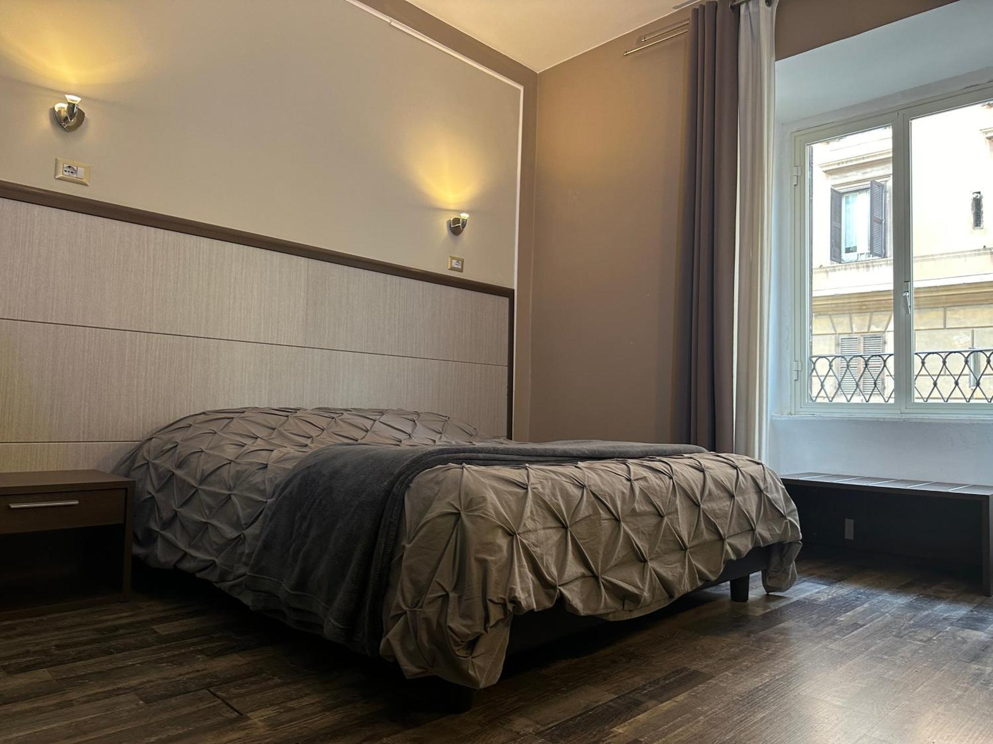 Couette-café Candia 4*