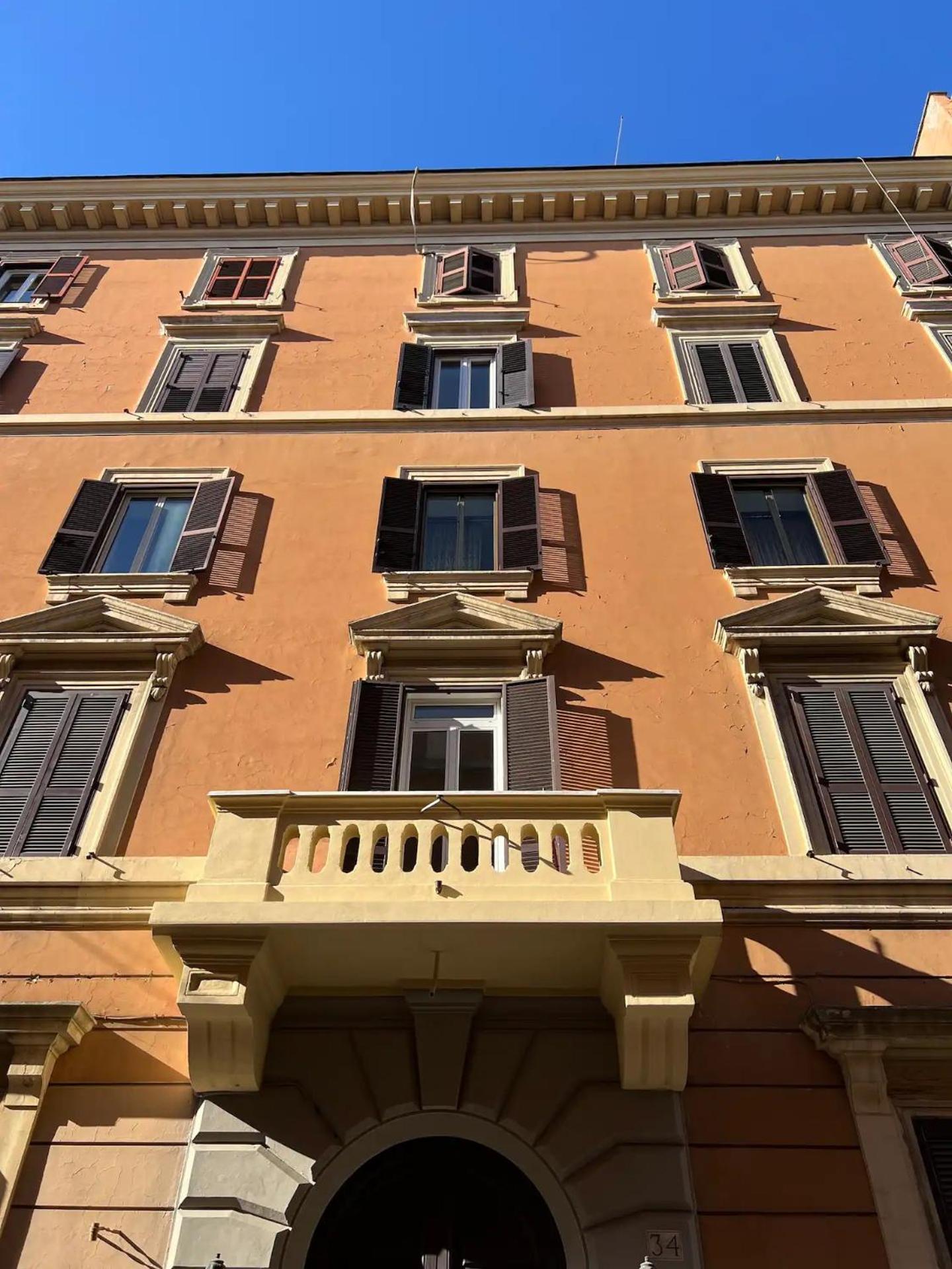 Holiday home Cairoli 1 House G&b Colisee *