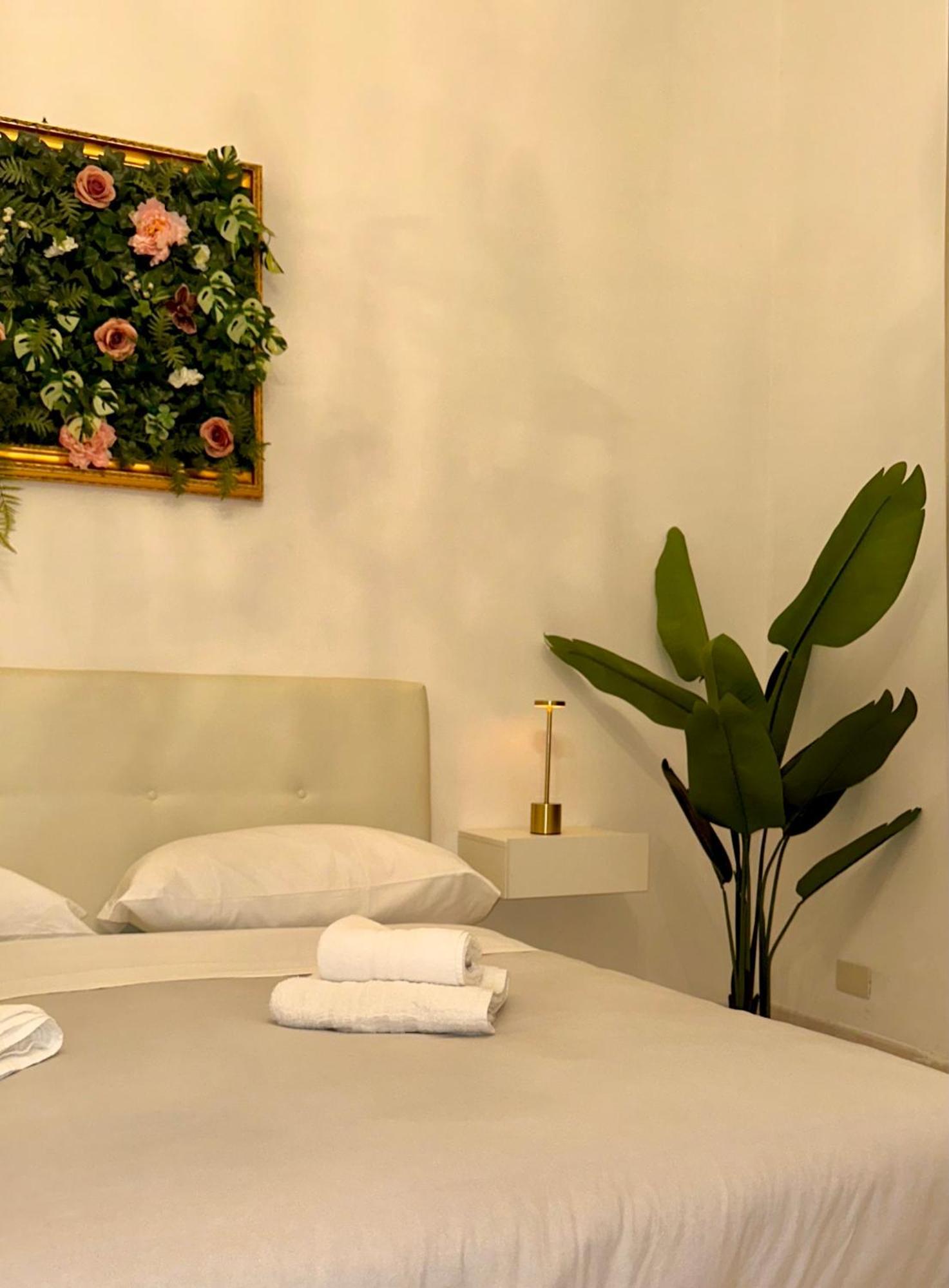 Golden Luxury - San Giovanni - 10 Min To Basilica Of San Giovanni - 25 Min To Colosseum Rome