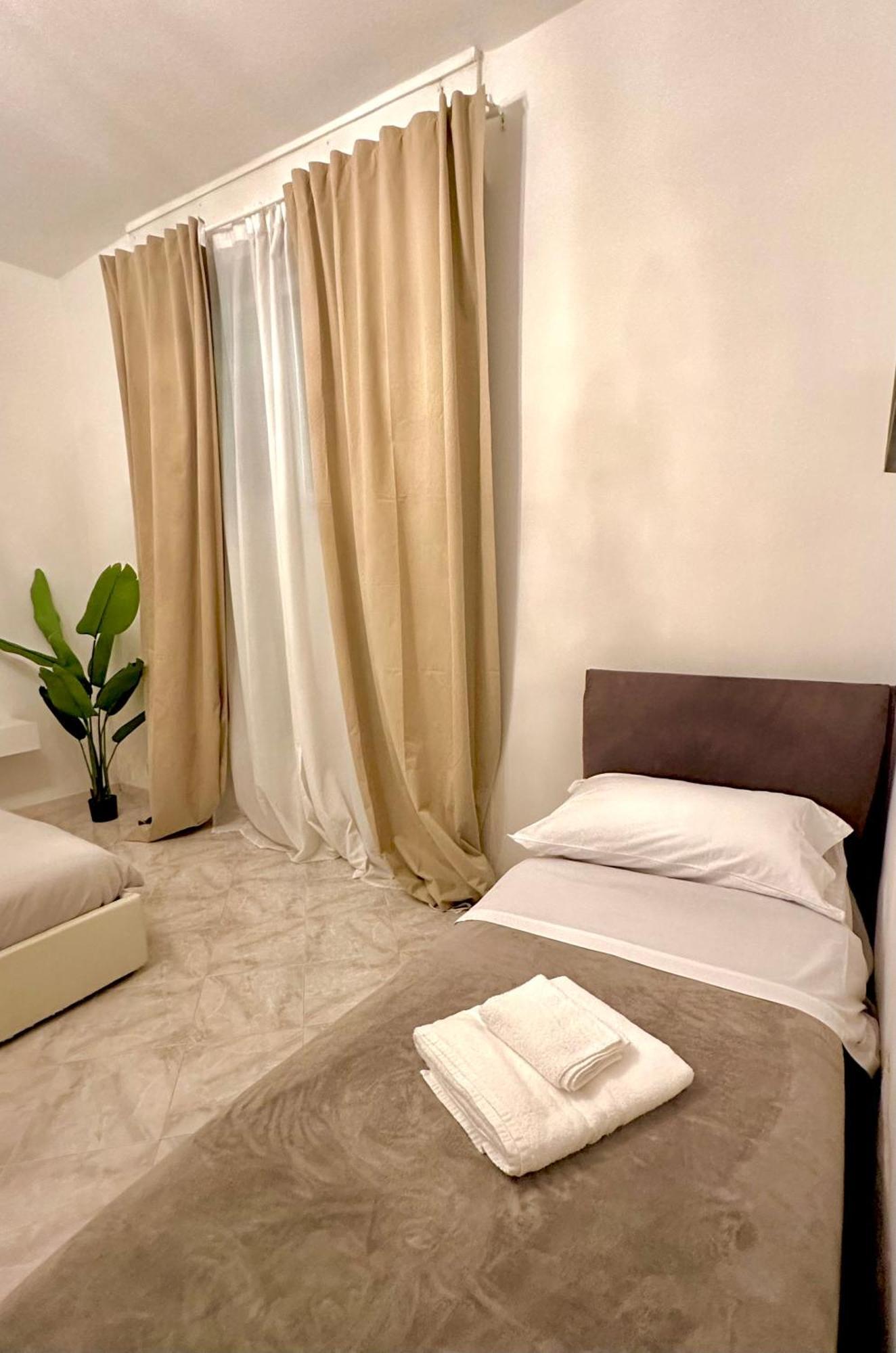 Golden Luxury - San Giovanni - 10 Min To Basilica Of San Giovanni - 25 Min To Colosseum Appartement