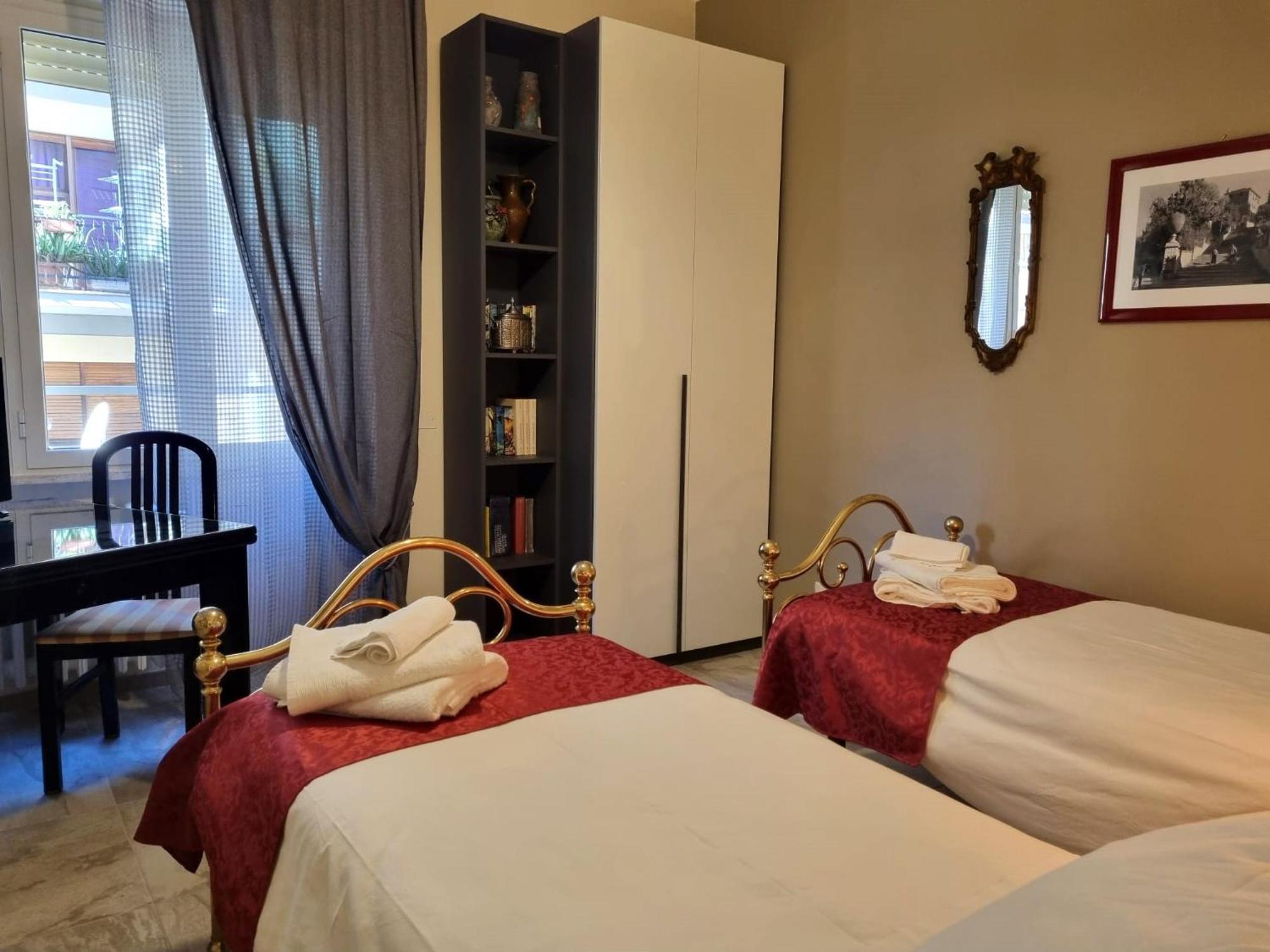 Apartment Happy Home Piramide Cestia Lussuoso Unico Esclusivo A Roma