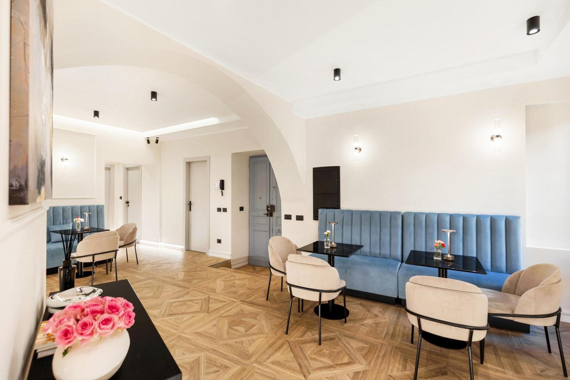 Adriana Boutique Rome
