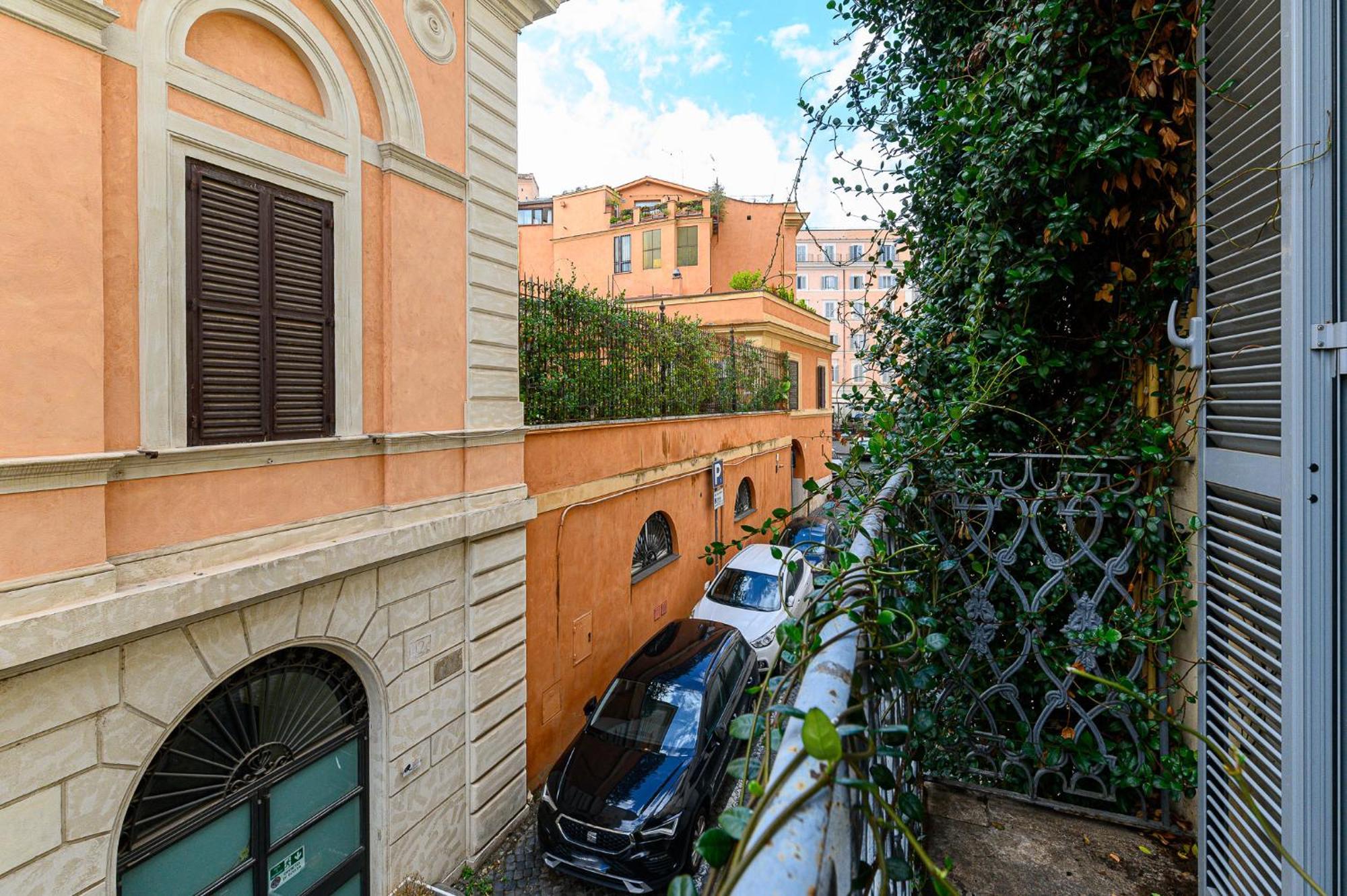 Colosseum With Terrace By Ndp Rent