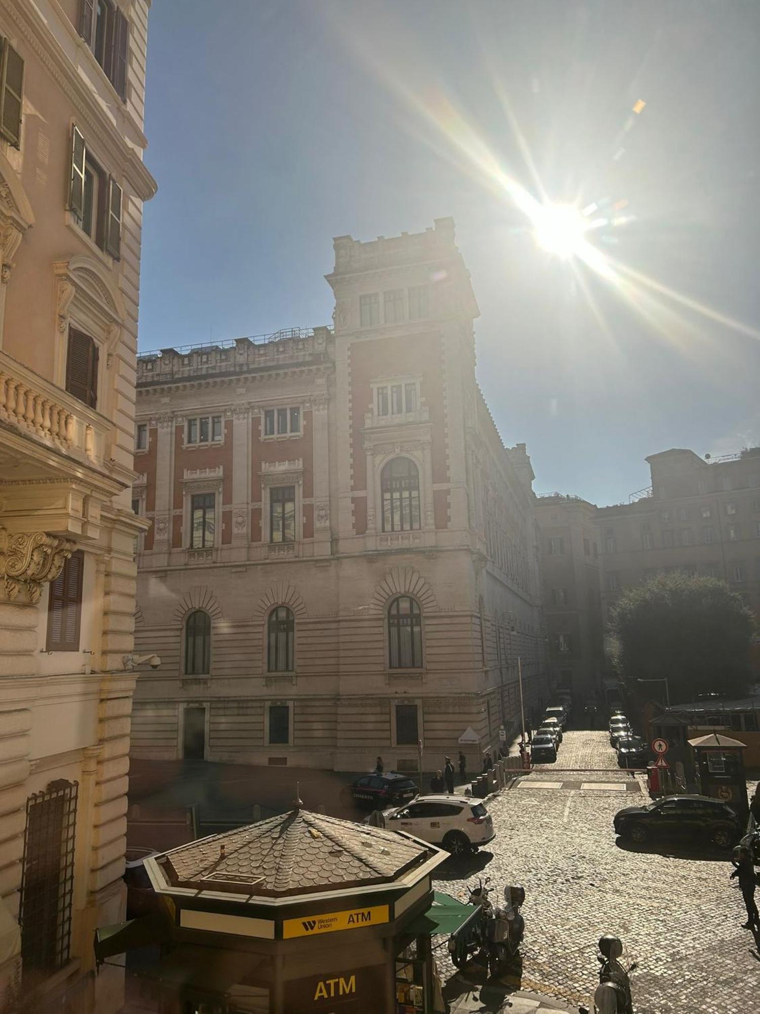 Ah Montecitorio * Rome