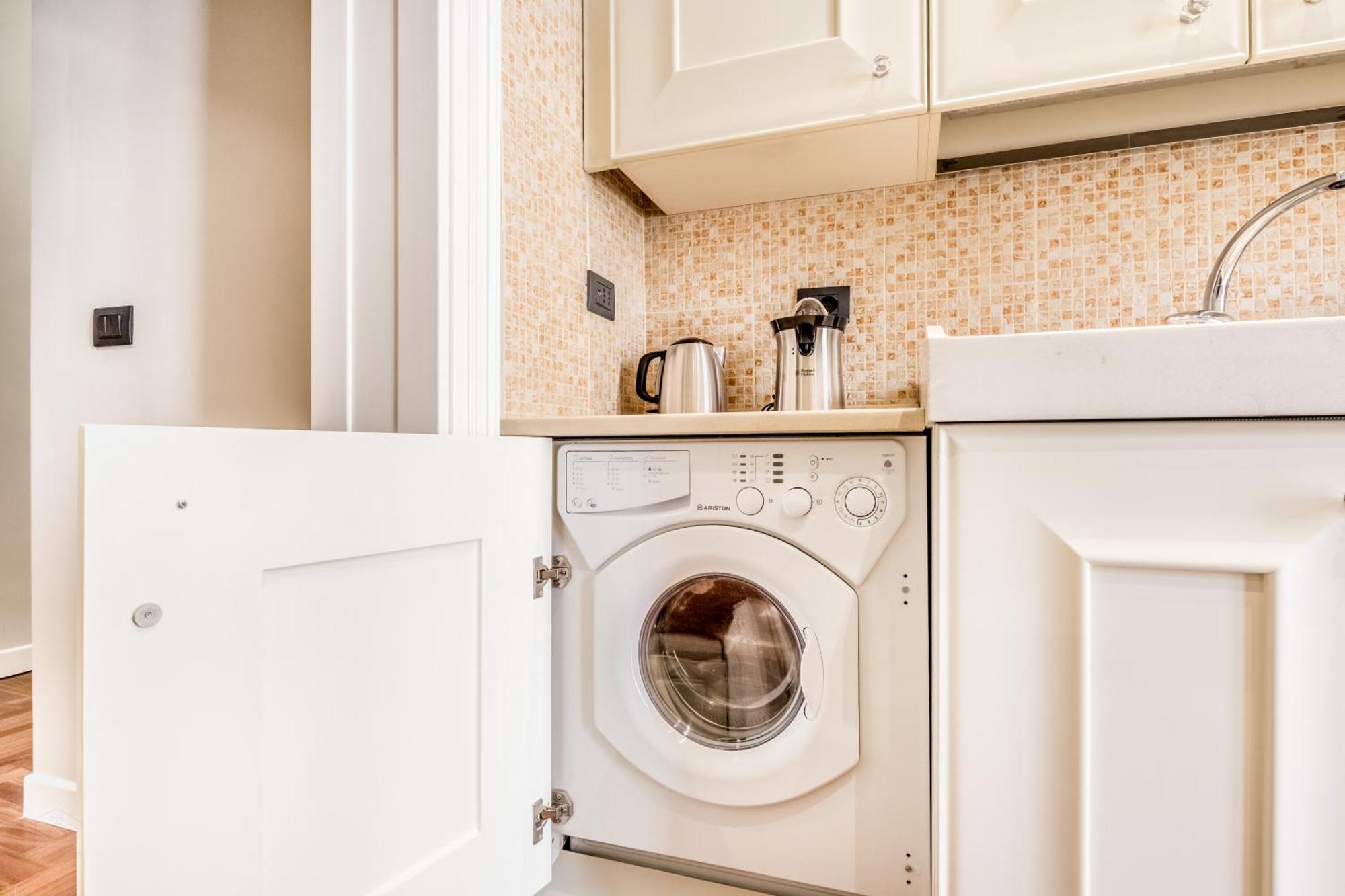 Bbhome Eleganza E Comfort Unico In San Giovanni District Apartment *