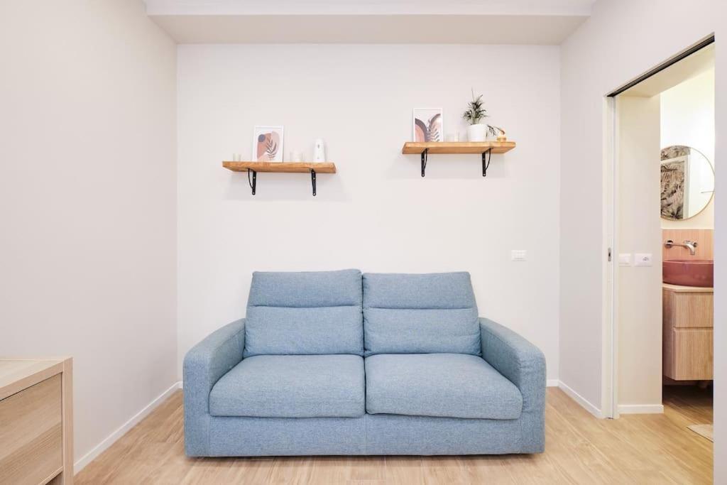 Cutilia Cozy Corner *