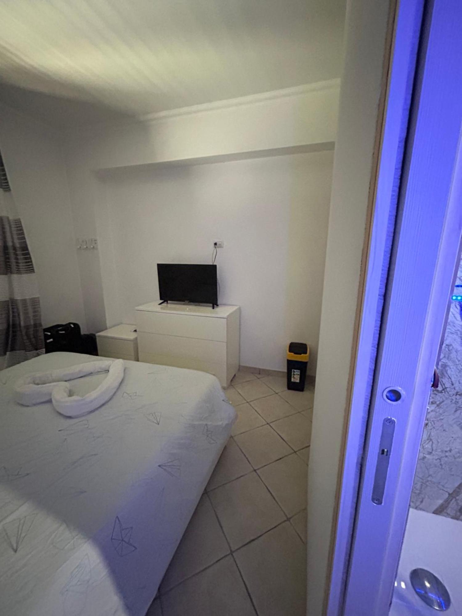Ale E Nau Guest house *