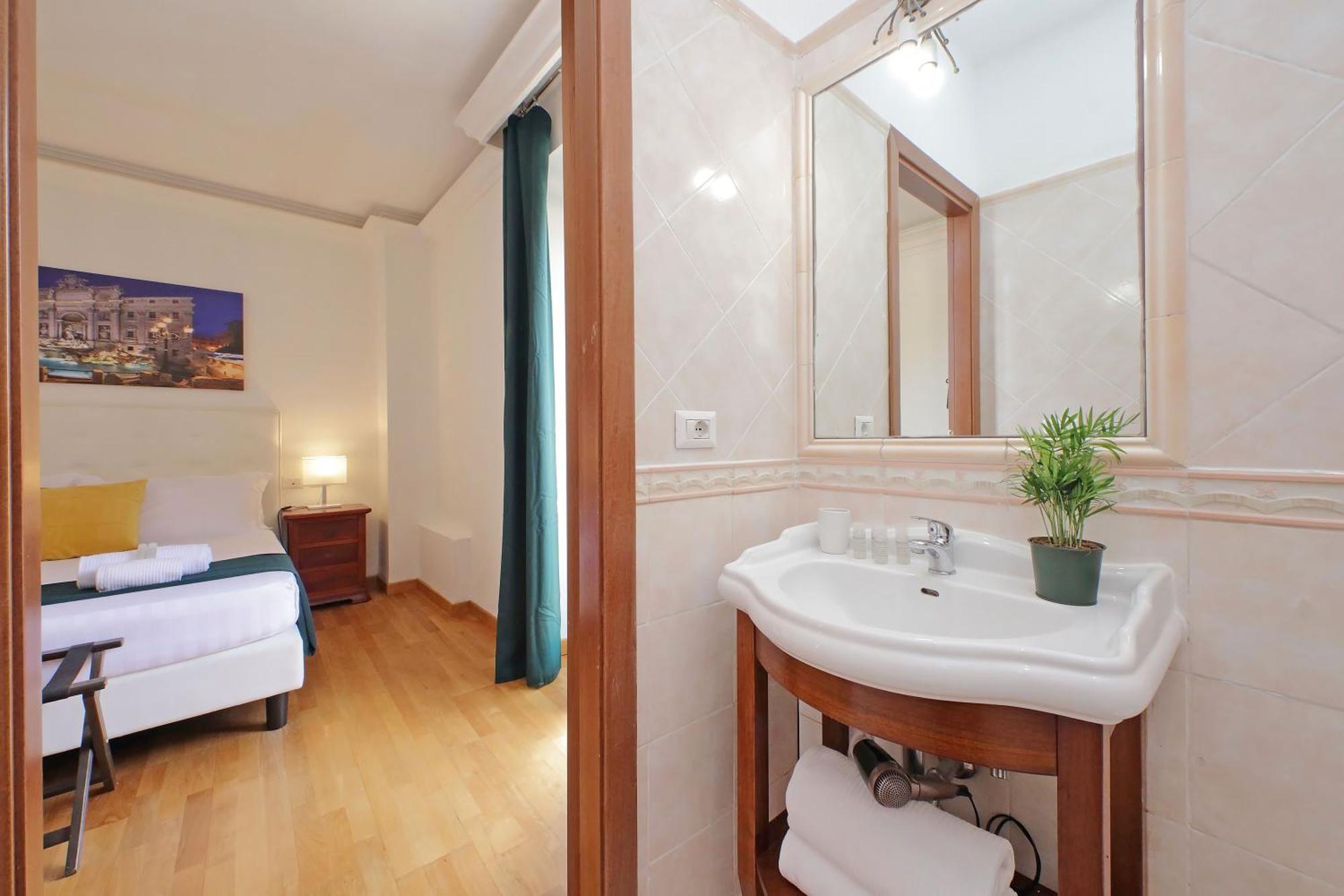 Guest house Romulus