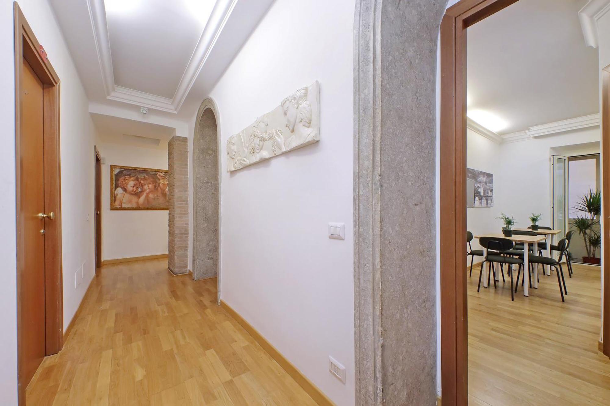 Romulus Guest house 3*