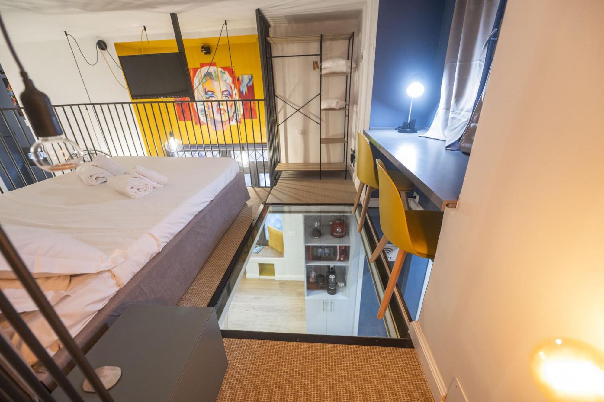 Apartment Design And Colorful Loft Near Pamphili *