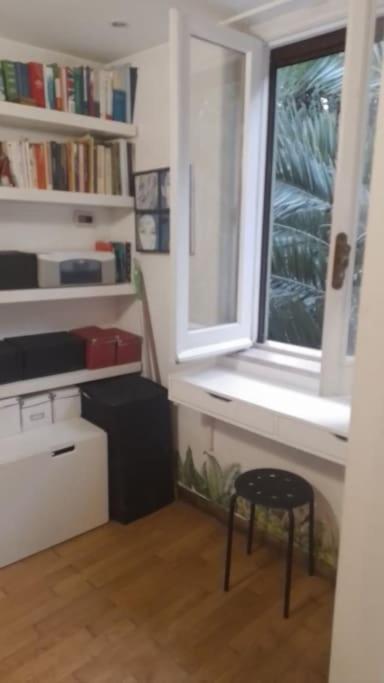 Little Well Connected Breakfast Included Apartment