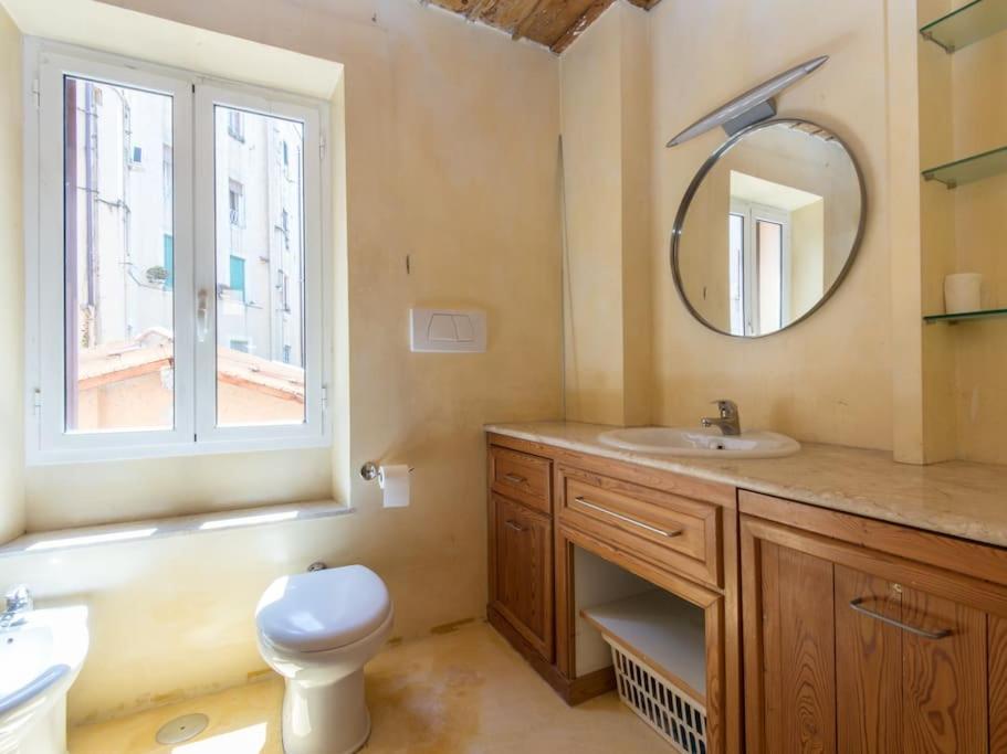 Charming Luxury Trastevere Apartment Rome