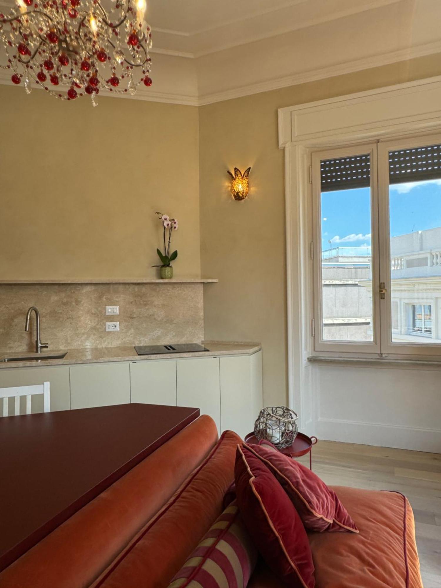 Elegante Con Terrazzo * Rome