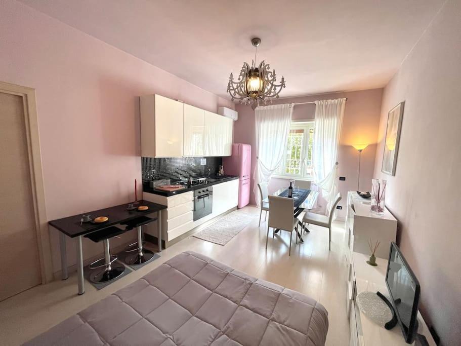 Apartment Cipro Pink House Rome
