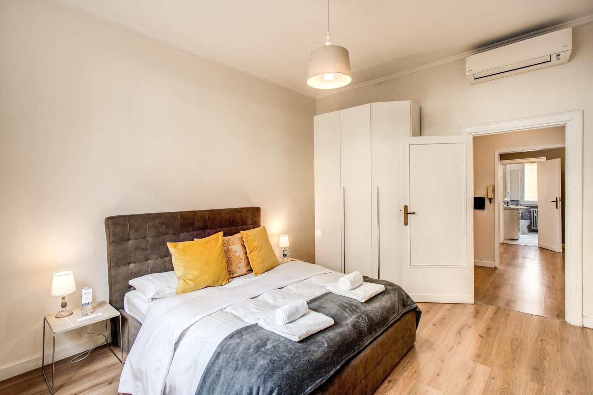 Experience San Giovanni Apartment *