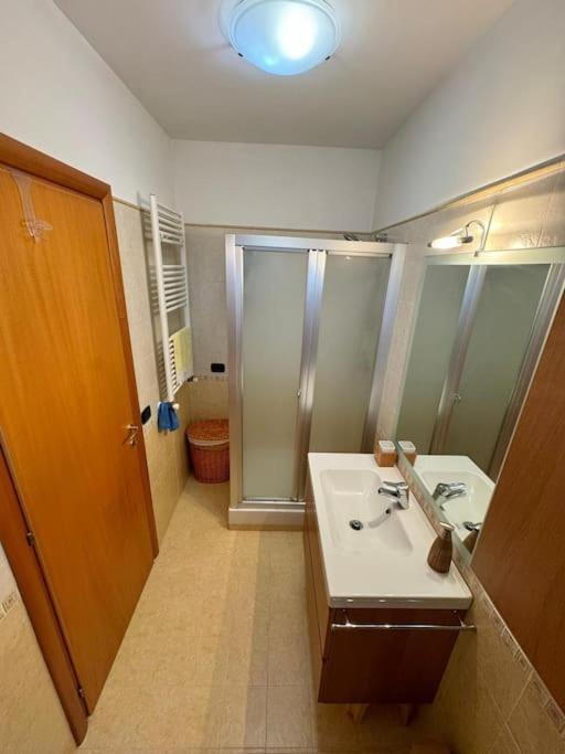 Attico Belvedere - Metro C E Posto Auto Apartment *