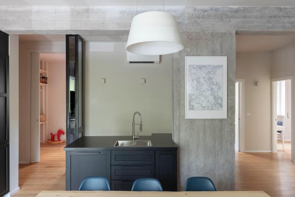 Modern Spacious On The Tevere Rome