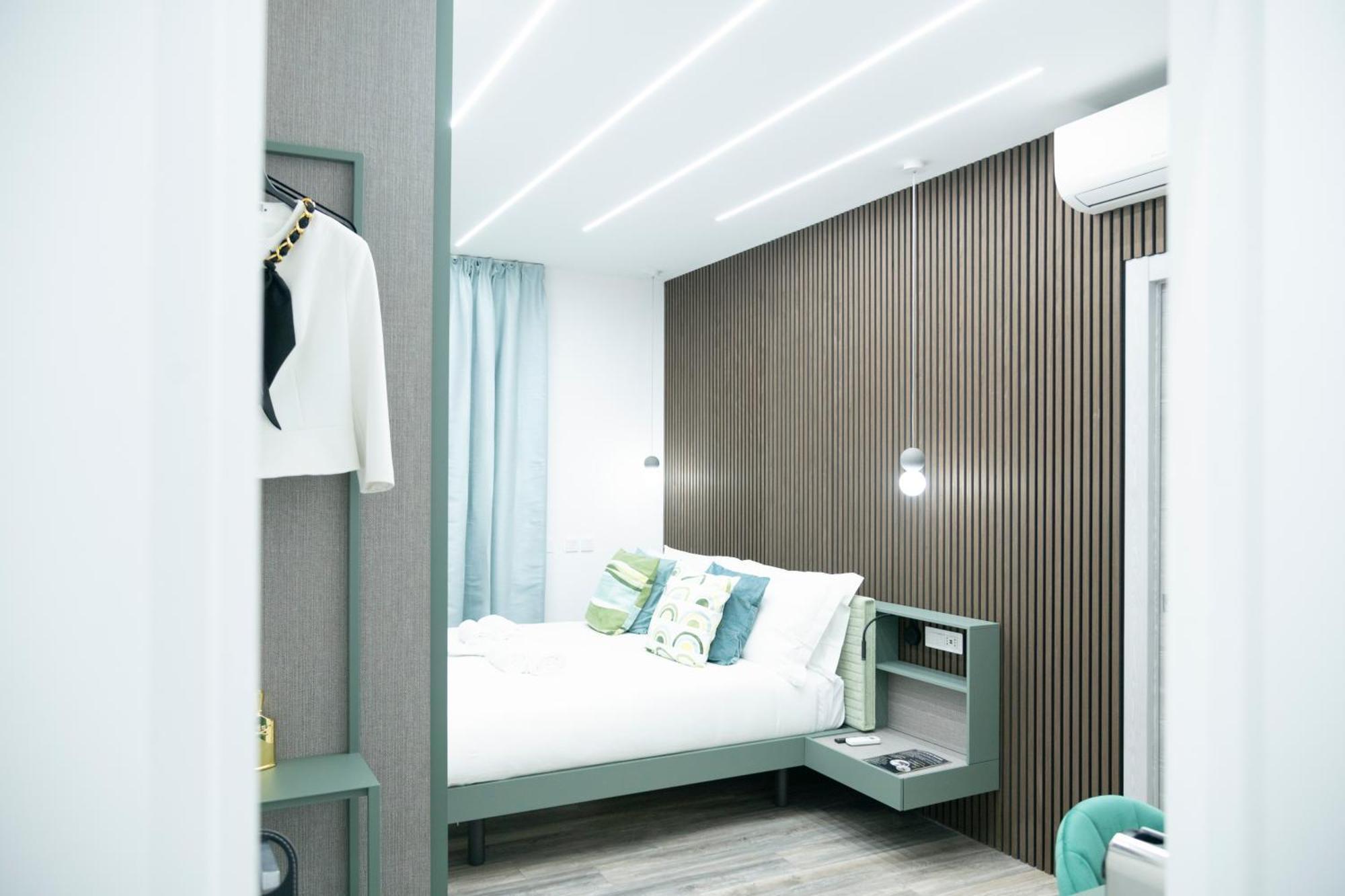 New Luxury * Roma